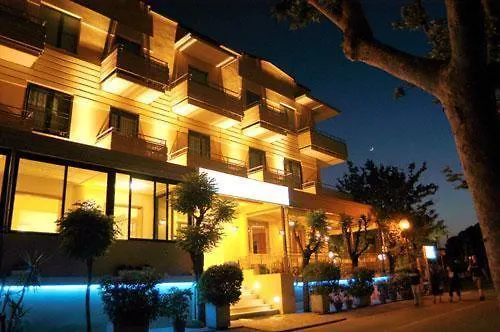 Vallechiara فندق تْشيزيناتيكو