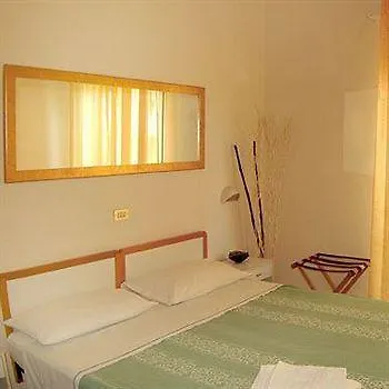 Vallechiara מלון 3*